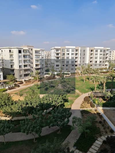 Resale Apartment in Hyde Park New Cairo