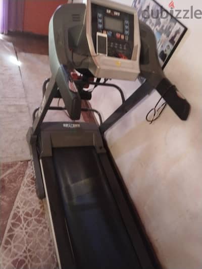مشايه رياضيه بجهاز مساچ