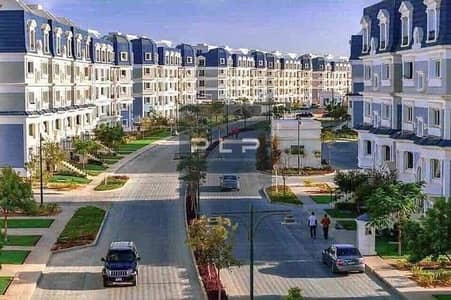 Fully Finished Apartment for Rent with Kitchen and ACS in Mountain View Hyde Park New Cairo Located just min from South 90 Street and close to AUC