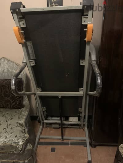 مشاية رياضية مستعملة للبيع