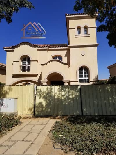 Villa for rent in Madinaty, Type F, view of the stream