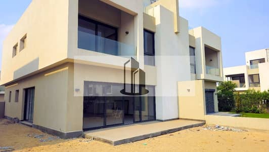 Immediate occupancy of a fully finished twin house, first occupancy, at a prime location in Al Burouj Compound, within Gemini 2 phase, Shorouk City.