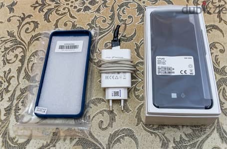 Vivo Y28 8GB/128GB بحالة ممتازة كسر زيرو | العلبة + الشاحن الأصلي