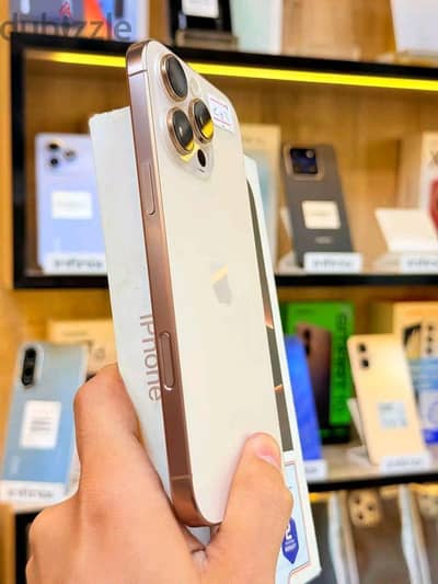 آبل - آيفون 16 برو ماكس