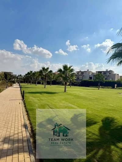 تاون هاوس كورنر  كمبوند وود فل برايم لوكيشن Wood ville _ Palm Hills  فيو مميز لاند سكيب غير مجروح