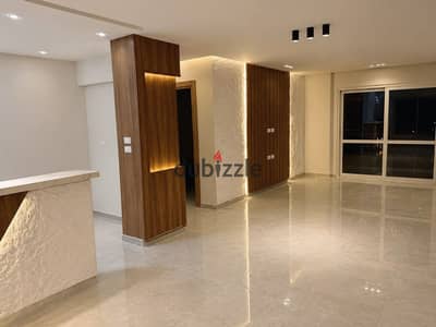 Apartment for sale in Madinaty B6, area 143m, ultra-super-luxury hotel finishing, first residence, wide garden view, 3 rooms and 2 bathrooms