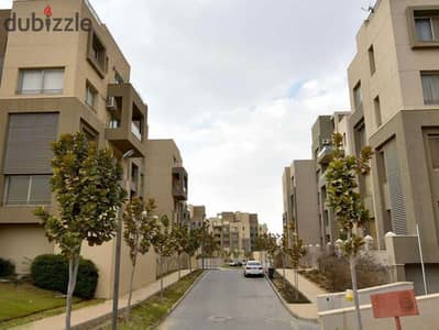 Penthouse for Rent – The Village Compound, New Cairo  Enjoy a premium lifestyle in this spacious semi-furnished