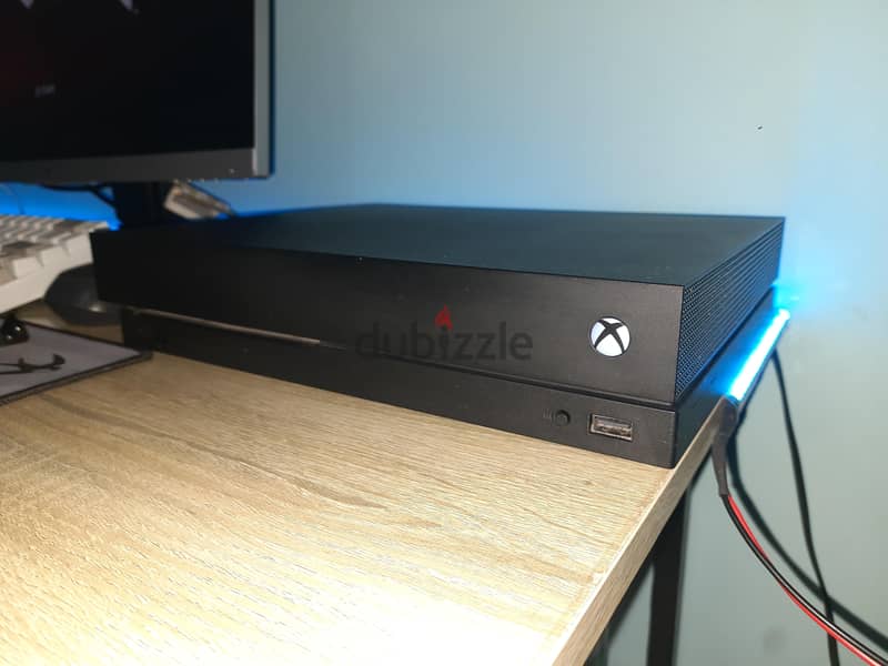 Xbox One X 1TB (True 4K) + Blue Controller + 4 Games + Original Box 3