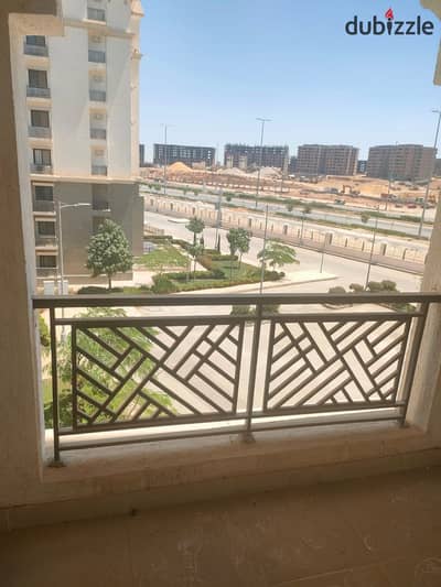 فرصه مميزه لامتلاك شقه للبيع في سيليا العاصمه الاداريه