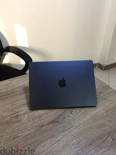 MacBook Air M2 (2022) 13.6 Inch 16/256 | ماك بوك إير ١٣إنش m2