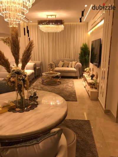سكاي لوفت مفروش بالتكييفات للبيع في فيفث سكوير المراسم التجمع الخامس Fifth Square El Marasem New Cairo
