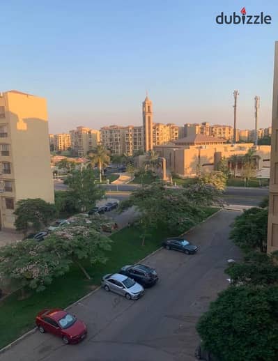 For sale, an apartment of 135 m² in Madinaty – B1 - view of Naru Garden - next to services and the mosque - a great price