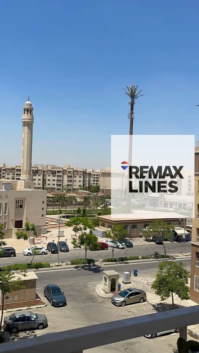 متاح للبيع في مدينتي شقة مميزة 116م في B11، أمام All Seasons Park مباشرة،