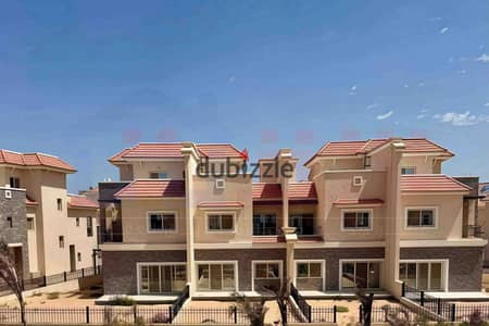 فيلا Town House Resale للبيع (الأرض 245م + مباني 270م + جاردن 128م) كومباوند صواري - السعودية المصرية