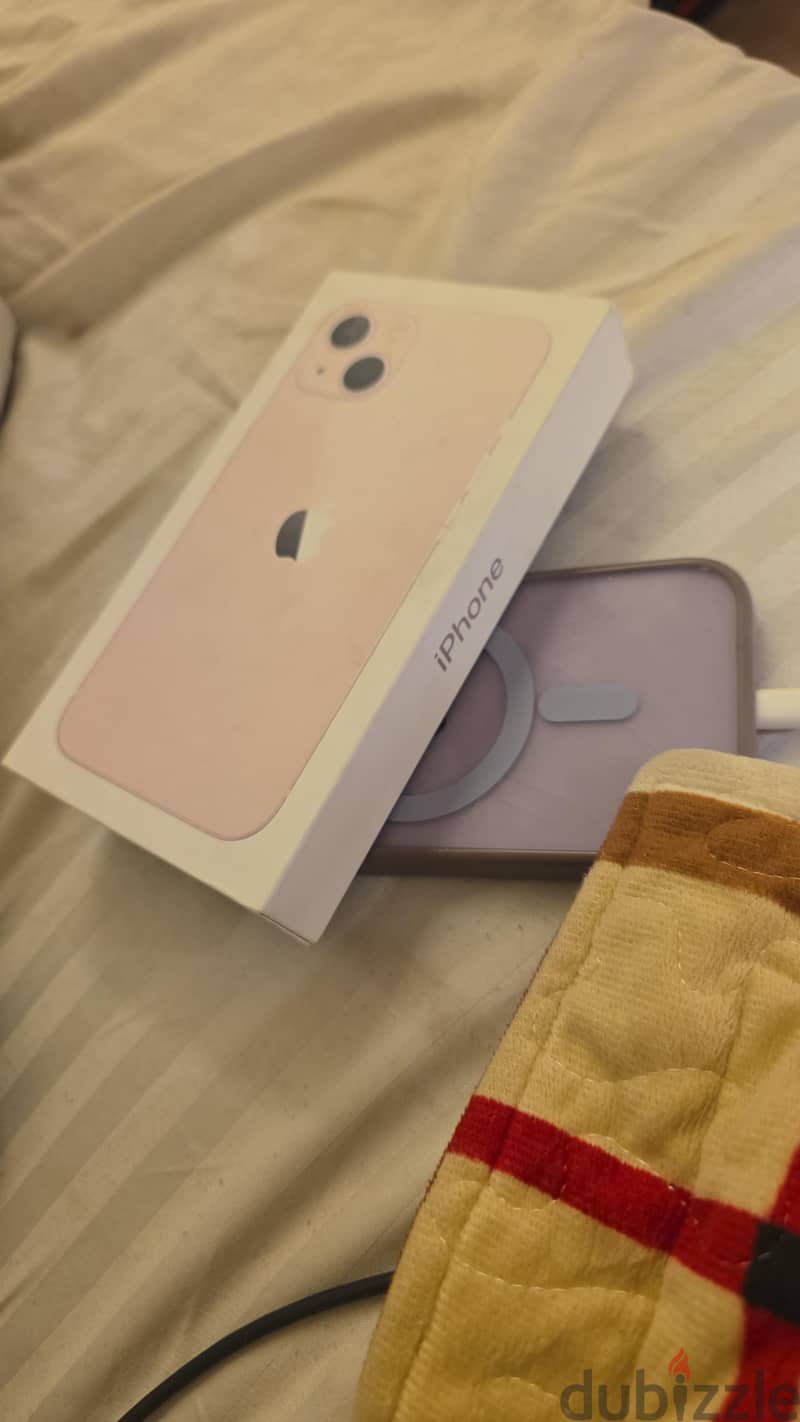 Apple - iPhone 13 5