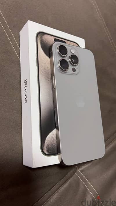 Apple - iPhone 15 Pro Max 90%