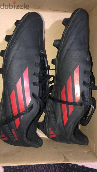 كوتش adidas deportive III ( original ) مقاس ٤٥ الا ربع  معاه البوكس