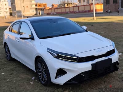 كيا كي 3 فريكا بالكامل - رخصة 3 سنوات - Kia K3 2023