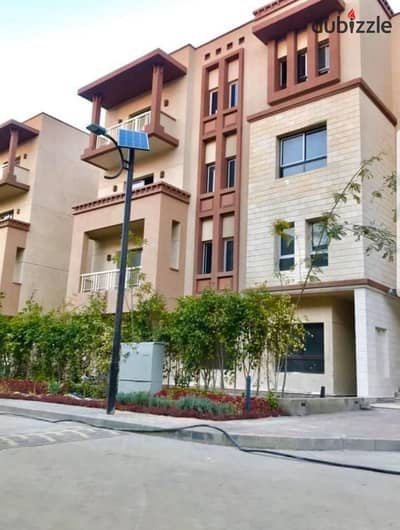 Ground floor apartment for sale with garden ultra-super-luxurious Green 5 October