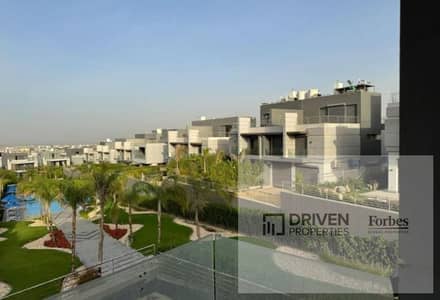 بموقع مميز جدا استلام فوري توين هاوس للبيع في كمبوند باتيو الزهراء Patio Al Zahraa Compound الشيخ زايد الجيزه