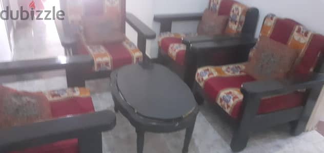 أندريه ٤ كراسى و ترابيزة