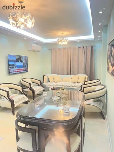  شقة مفروشة للإيجار في مدينتي – B12 | 107م | 3 غرف | بجوار الخدمات والمسجد 