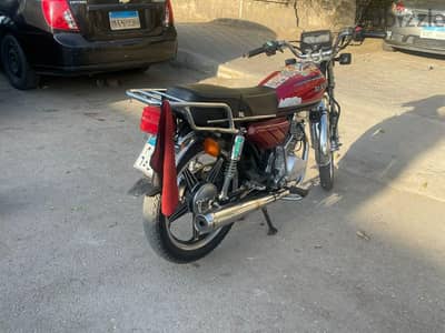 موتسيكل ٢٠١٩ للبيع فيها رخصه ساريه محلتش مسمار واحد