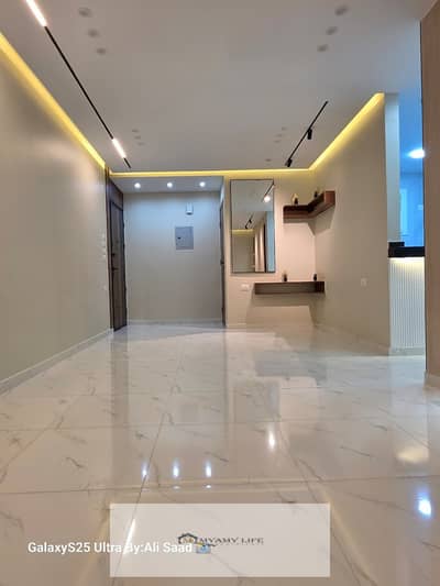 For sale - Apartment 115 meters with excellent side and rear loading in a very distinctive location in the Gardens of Ahram, area D - main 20th Street between (B, D) just a few steps to Gardenia Street and