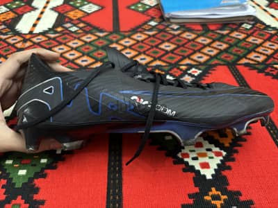 Nike Air Zoom Mercurial Vapor 15 Academy FG/MG Original -مقاس (46)