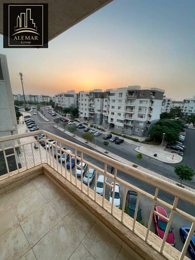 Apartment for sale in Madinaty B10, the most sought-after model.  Area: 140 sq m Street view Prime location, steps away from services and close to the