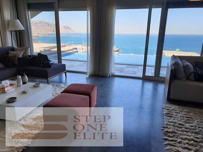 A bargain price in Monte Galala, Ain Sokhna: a chalet for sale directly on the sea