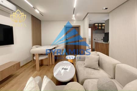 شقة مفروشة للإيجار في مدينتي – B7 | موقع مميز بجوار الساوث بارك استمتع بالسكن في واحدة من أفضل مراحل مدينتي، داخل شقة مميزة تقع في موقع استراتيجي
