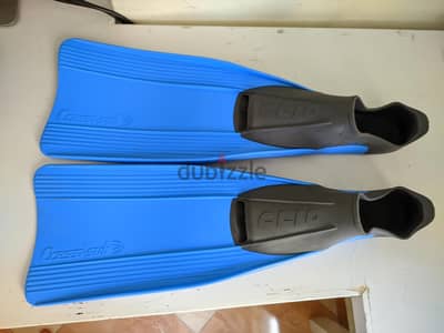 زعانف سباحة وغوص كرسي إيطالي Cressi Clio مقاس 45-46