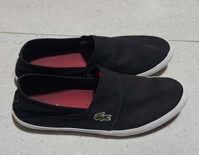 LACOSTE اوريجنال مقاس 42
