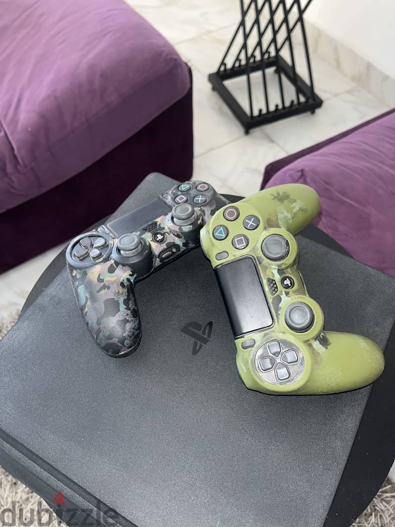 Ps4 slim 1