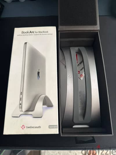 Twelvesouth BookArc for Macbook - Vertical Desktop stand (Space Gray)