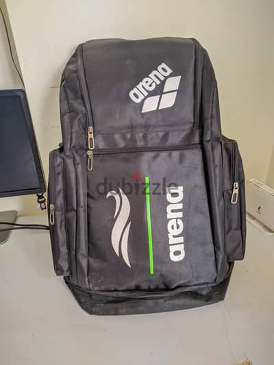 شنطة سباحة أرينا أصلية بحجم كبير Arena Spiky 2 Large / Team 45L