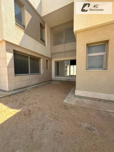 اقل سعر في الماركت لاكبر مساحة فيلا 607 متر استلام فوري في Palm Hills New Cairo مكان مميز جدا Type B
