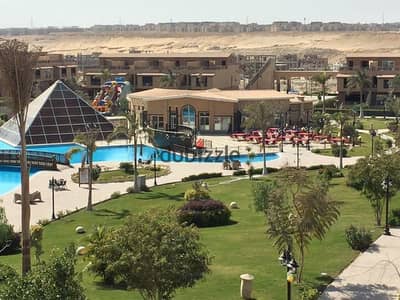 توين هاوس للبيع في كمبوند بيراميدز ووك الشيخ زايد