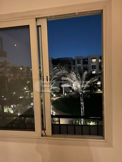 2 غرفه نوم بالمطبخ و تكيفات جولف فيو بسعر الماركت