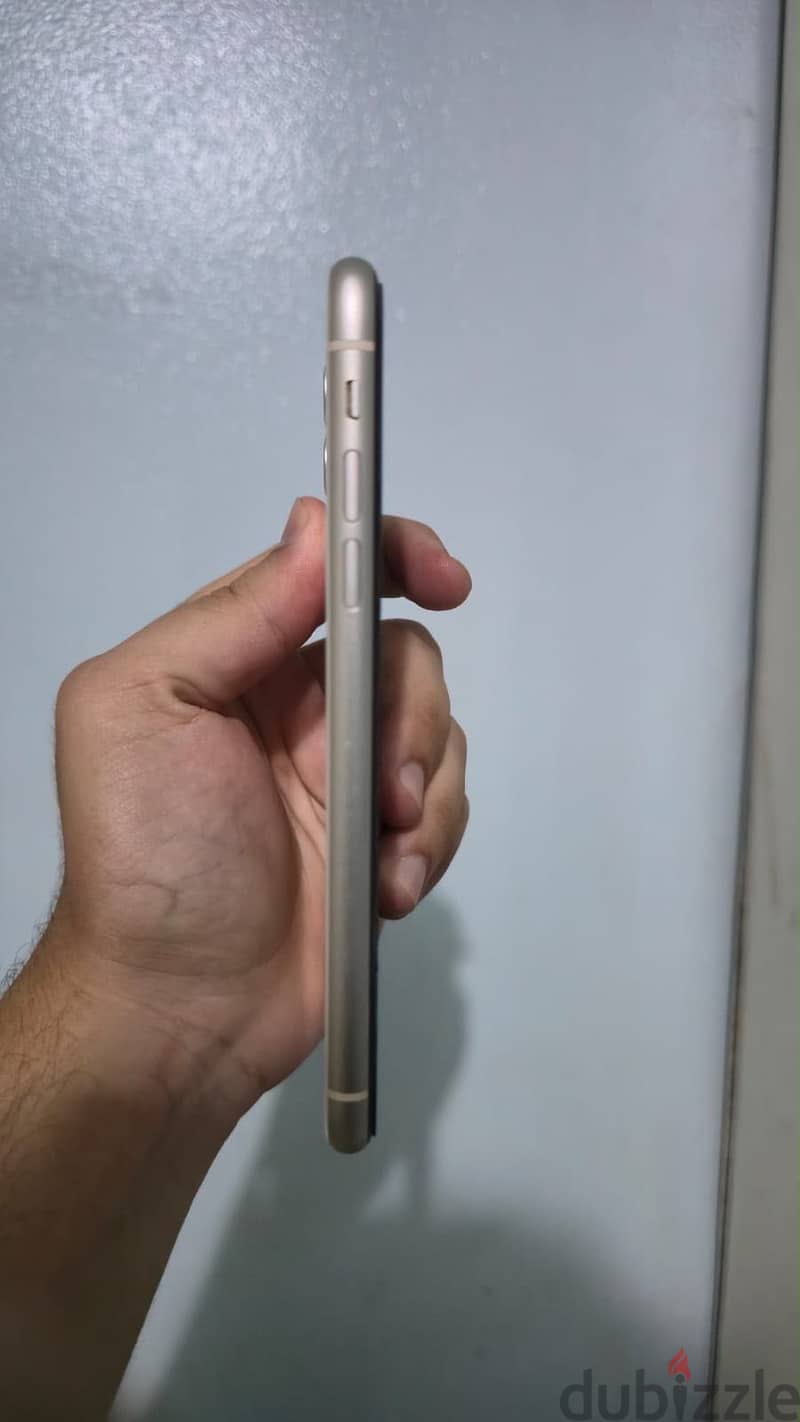 Apple - iPhone 11 2