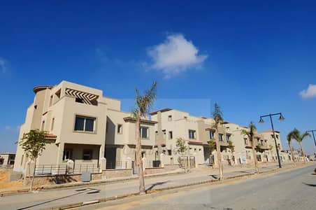 Twin house for sale at PK1, Palm Hills Katameya , New Cairo , Ready to move