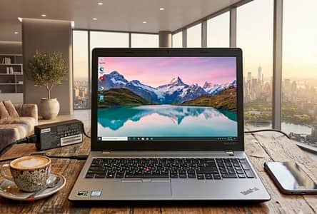 Lenovo ThinkPad E570 Core i7  كرتين شاشه  العاب وبرمجه ممتازة