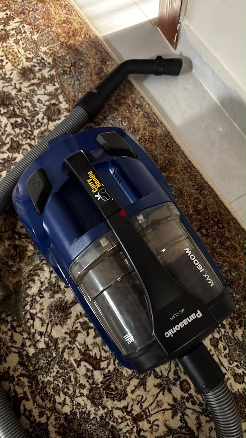 Max 1600 w 6