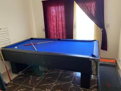 طاولة بلياردو جديدة جداااا بحالة الزيرو