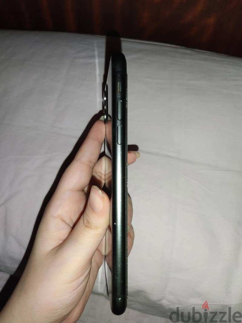 Apple - iPhone 11 1