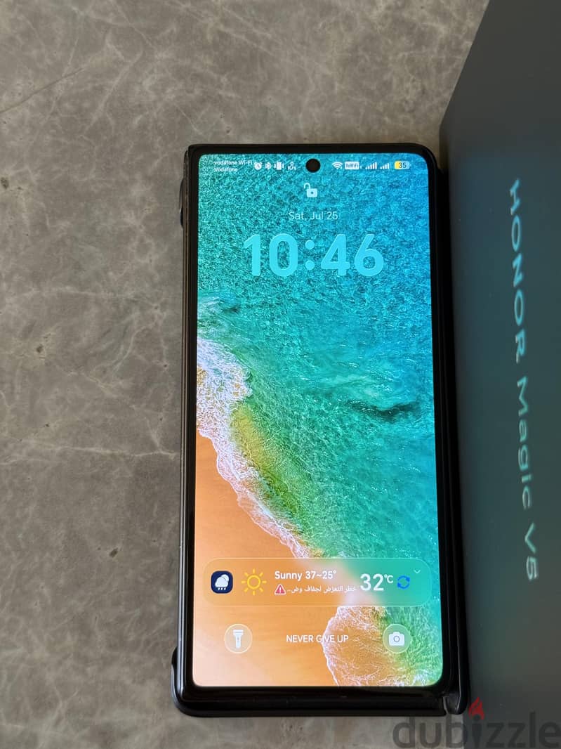 Honor Magic V5 4