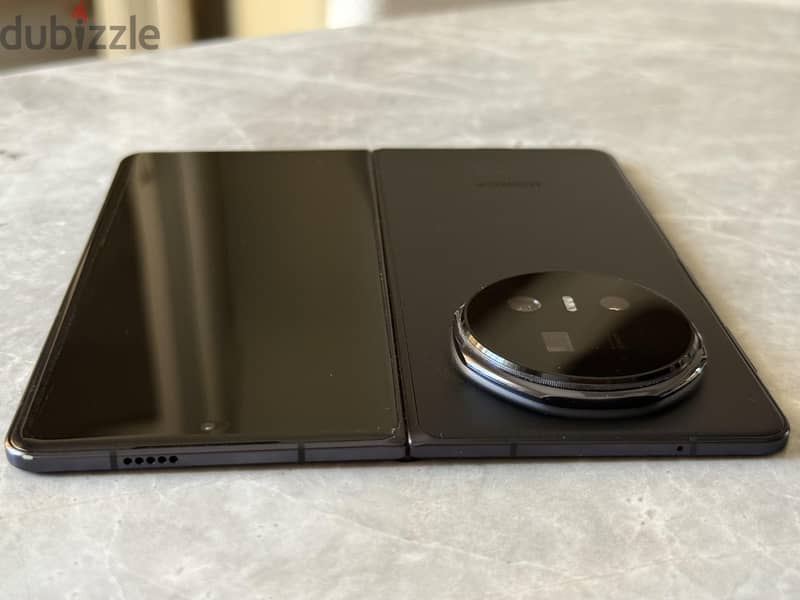 Honor Magic V5 9