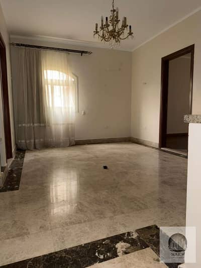 Duplex for rent in the first district, ground and first floor villa, 350 sq m, residential or commercial use, 6 bedrooms, 4 bathrooms, kitchen, near 9