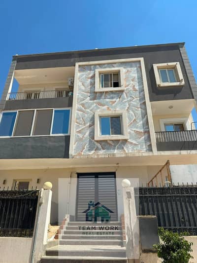 شقة دور كامل للبيع في الشيخ زايد – الحي السابع - Entire Floor for Sale in Sheikh Zayed - 7th District